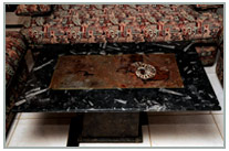 Table basse en marbre fossilisé image 1 0f 3 thumb